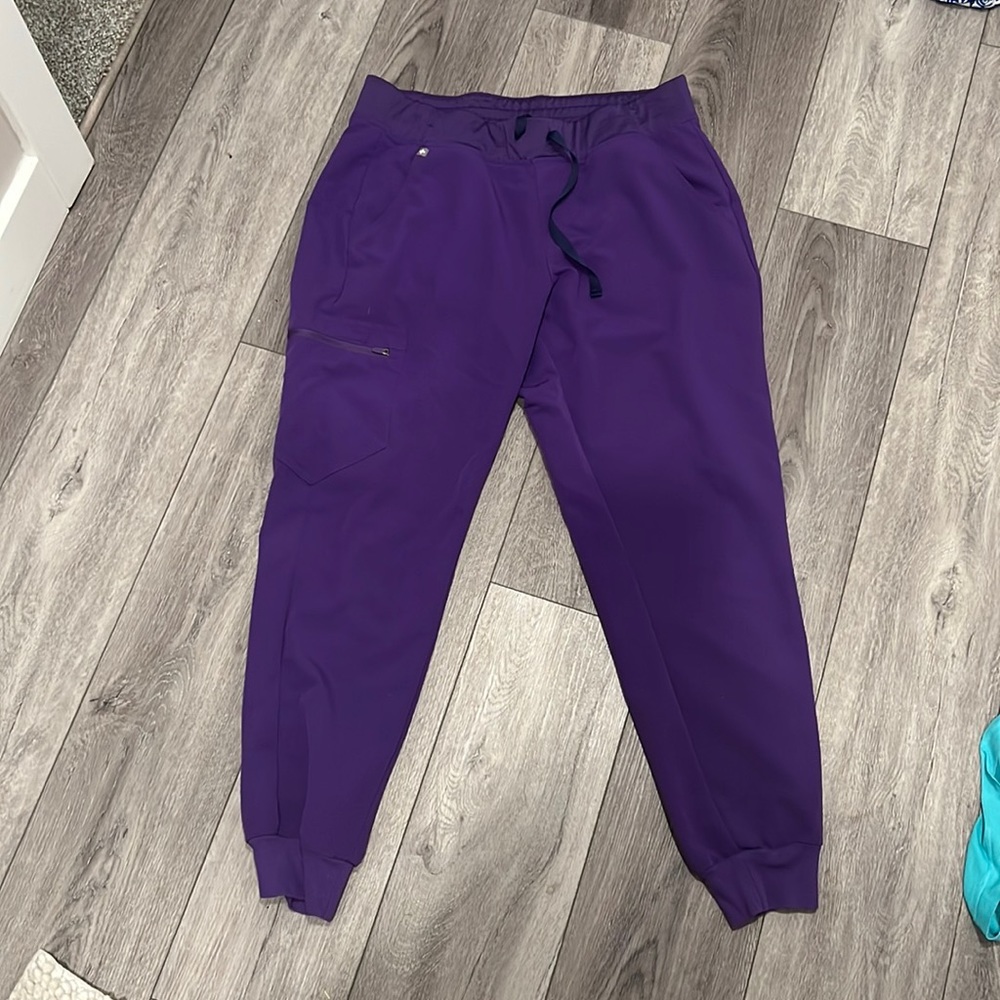 Figs digital grape Zamora scrub pants L